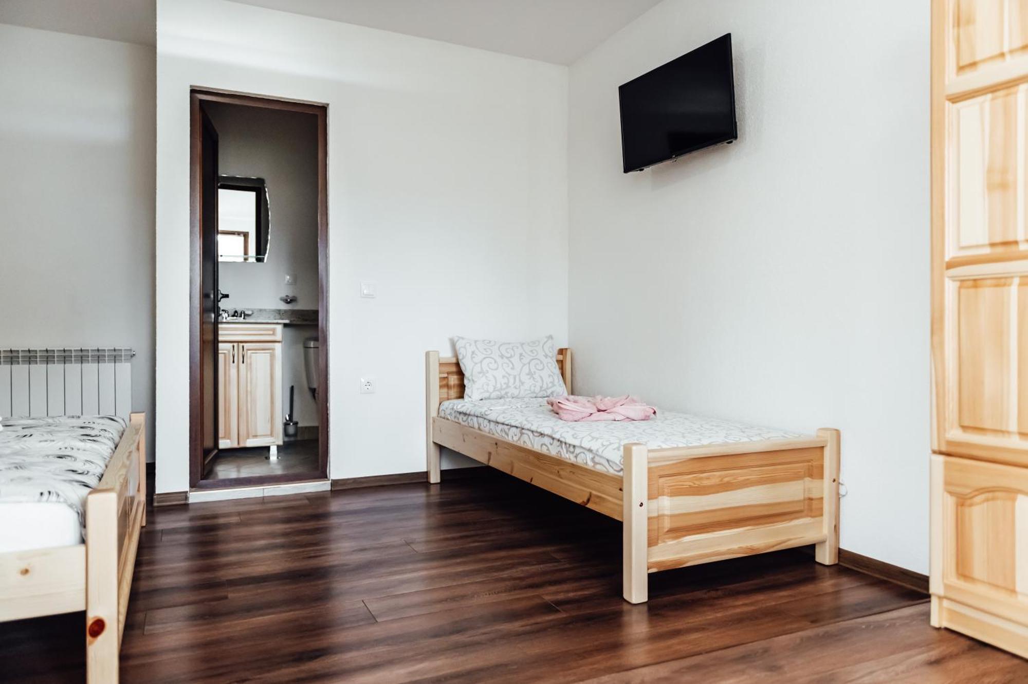 Guesthouse Juli Sapareva Banya ภายนอก รูปภาพ