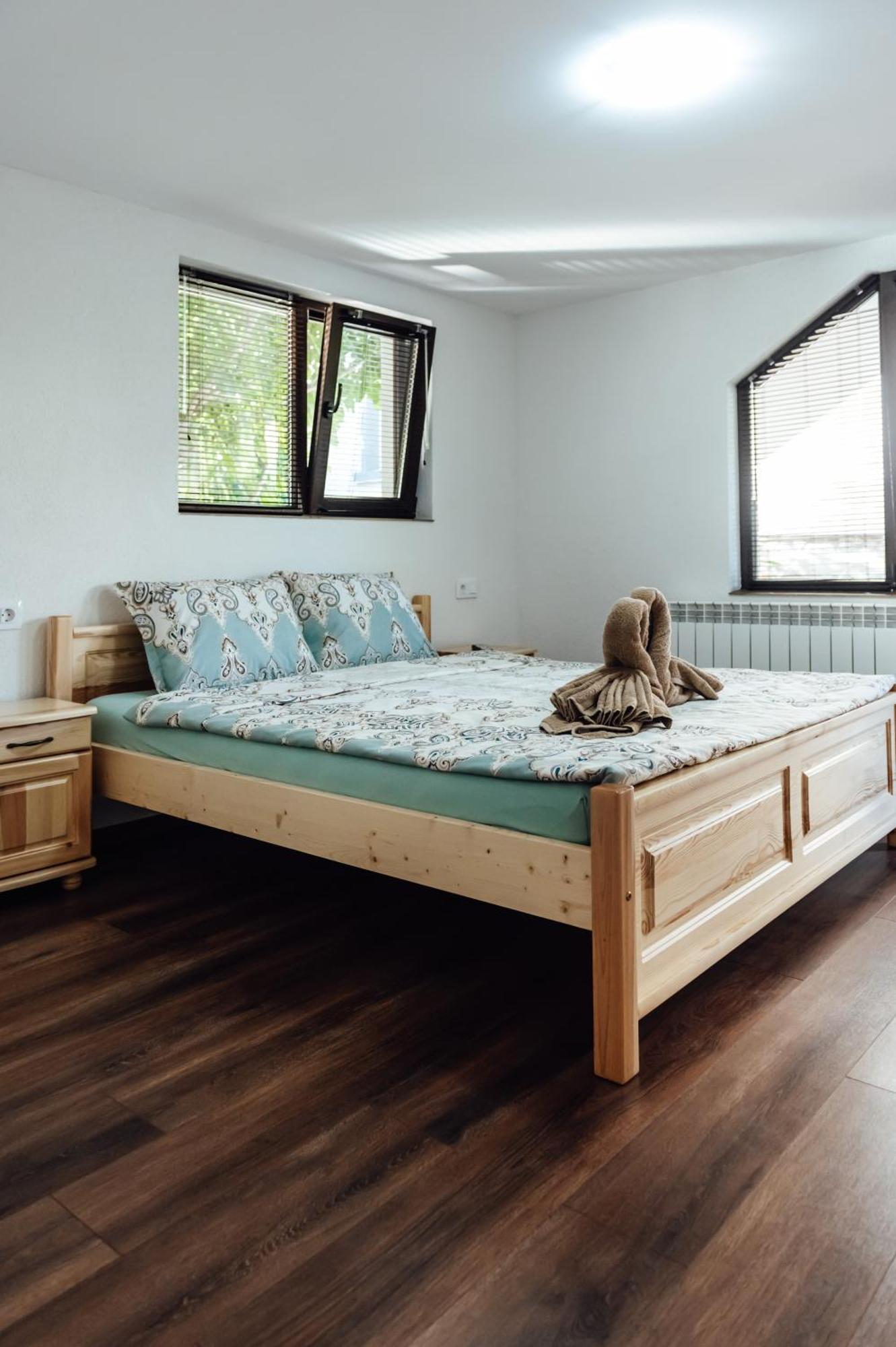 Guesthouse Juli Sapareva Banya ภายนอก รูปภาพ