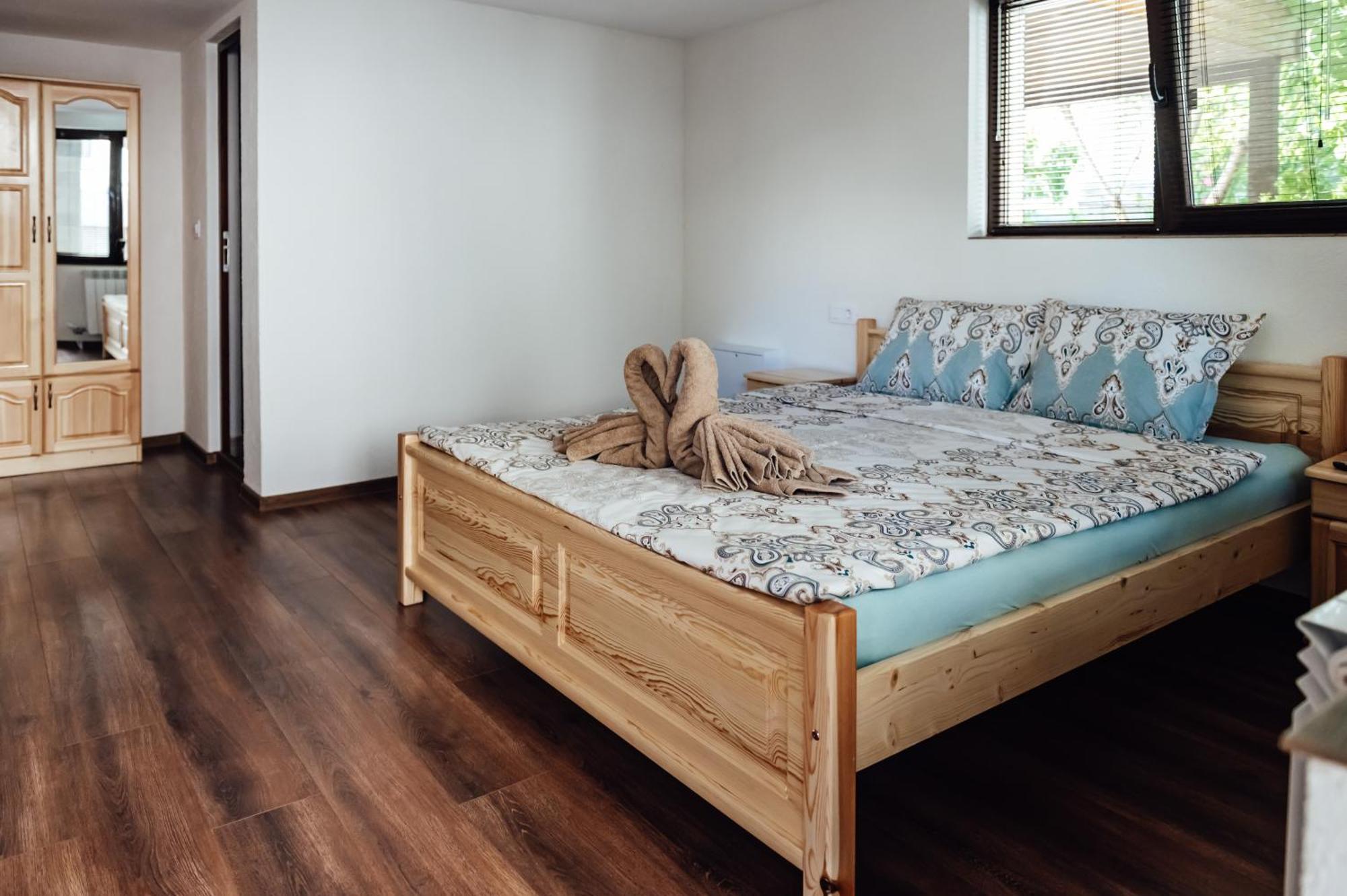 Guesthouse Juli Sapareva Banya ภายนอก รูปภาพ