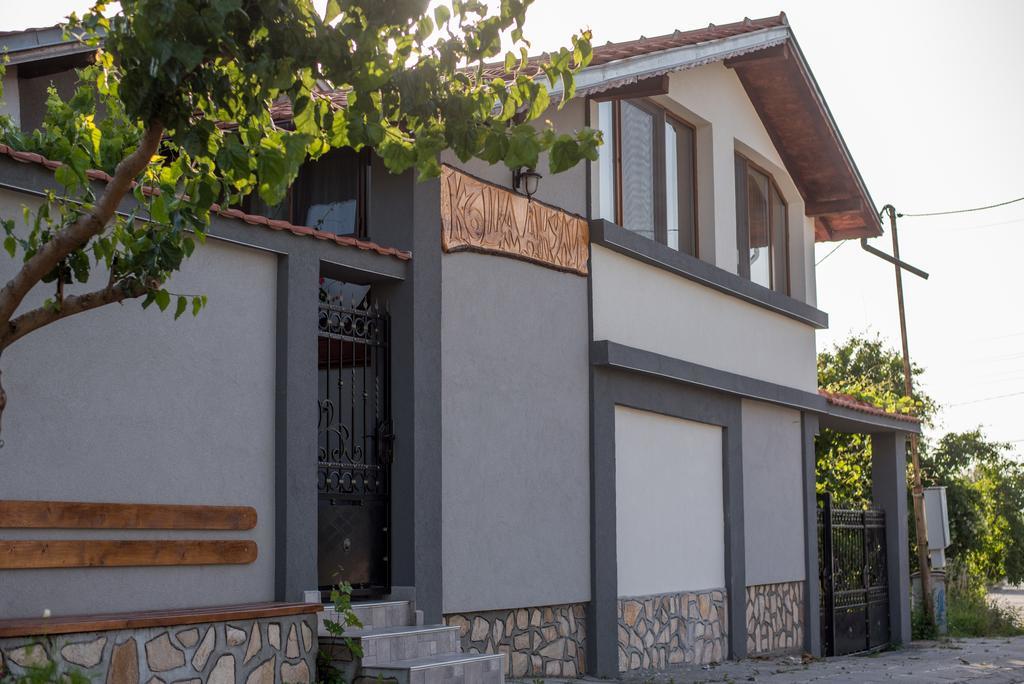 Guesthouse Juli Sapareva Banya ภายนอก รูปภาพ